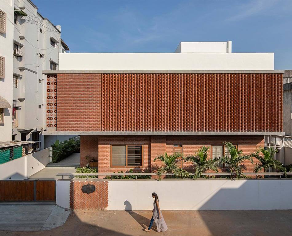 Brick Screen House / MS DESIGN STUDIO - Exterior Photography, Brick, Facade