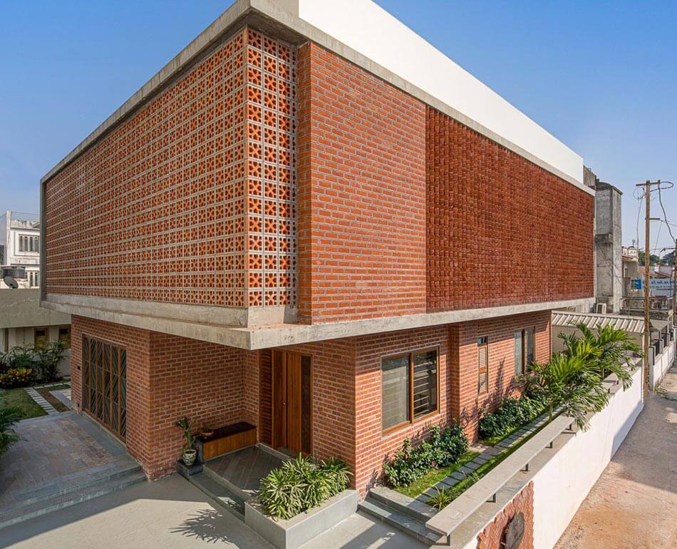 Brick Screen House / MS DESIGN STUDIO - Interior Photography, Bedroom, Windows, Bed