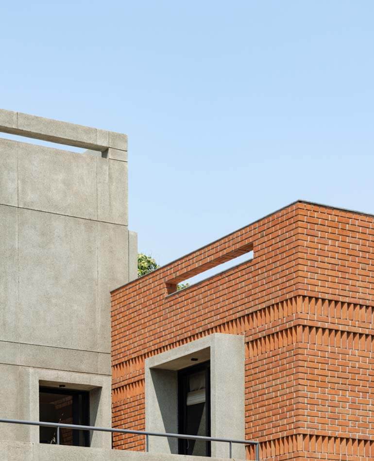 CHITRAKUT Residences / AANGAN Architects - Exterior Photography, Windows, Facade
