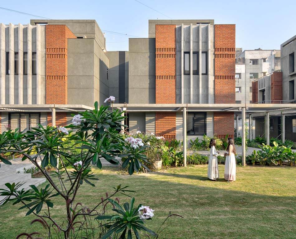 CHITRAKUT Residences / AANGAN Architects - Interior Photography, Windows, Facade