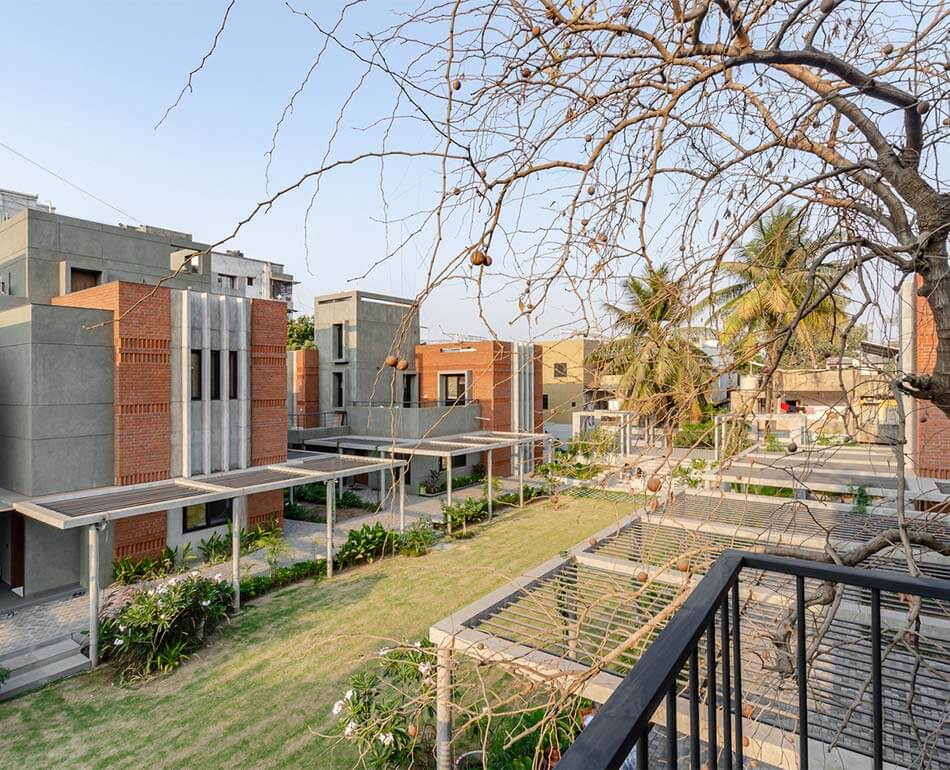 CHITRAKUT Residences / AANGAN Architects - Exterior Photography, Windows, Facade