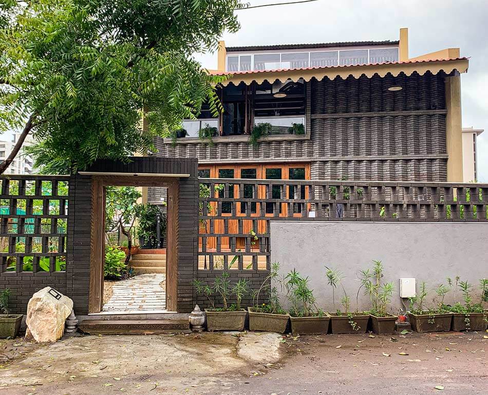 KAARYASHALA Office / AANGAN Architects - Exterior Photography, Fence, Facade, Garden, Courtyard